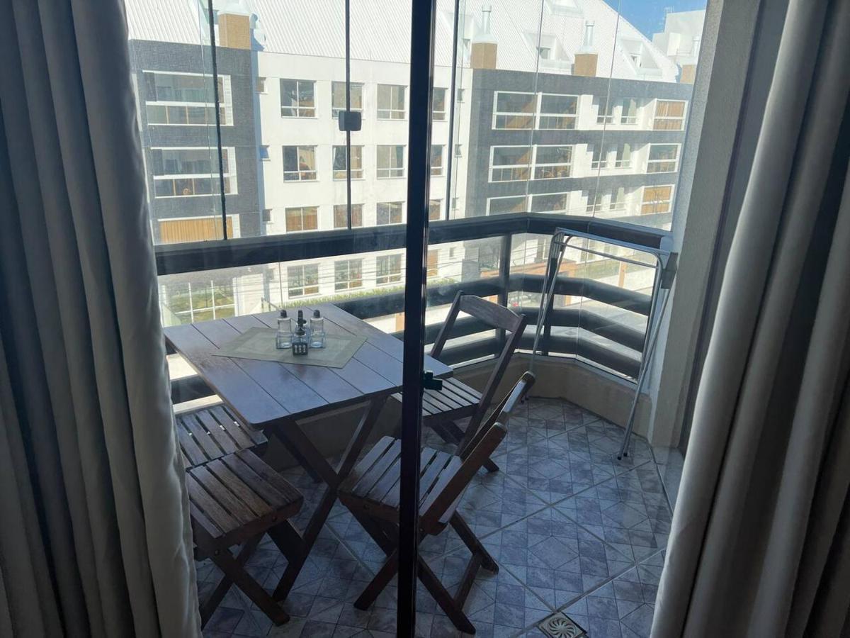 Apartamento Maravilhoso, Completo,1 Quarto Com Cama Queen E Sofa Retratil, Bi Cama Embutida, Colchao Extra, Vista Pro Mar, Dormem 5, Pe Na Areia, Jacuzzi, Piscina Wifi,Self Checkin, Automatizado Apartment Florianopolis Ngoại thất bức ảnh